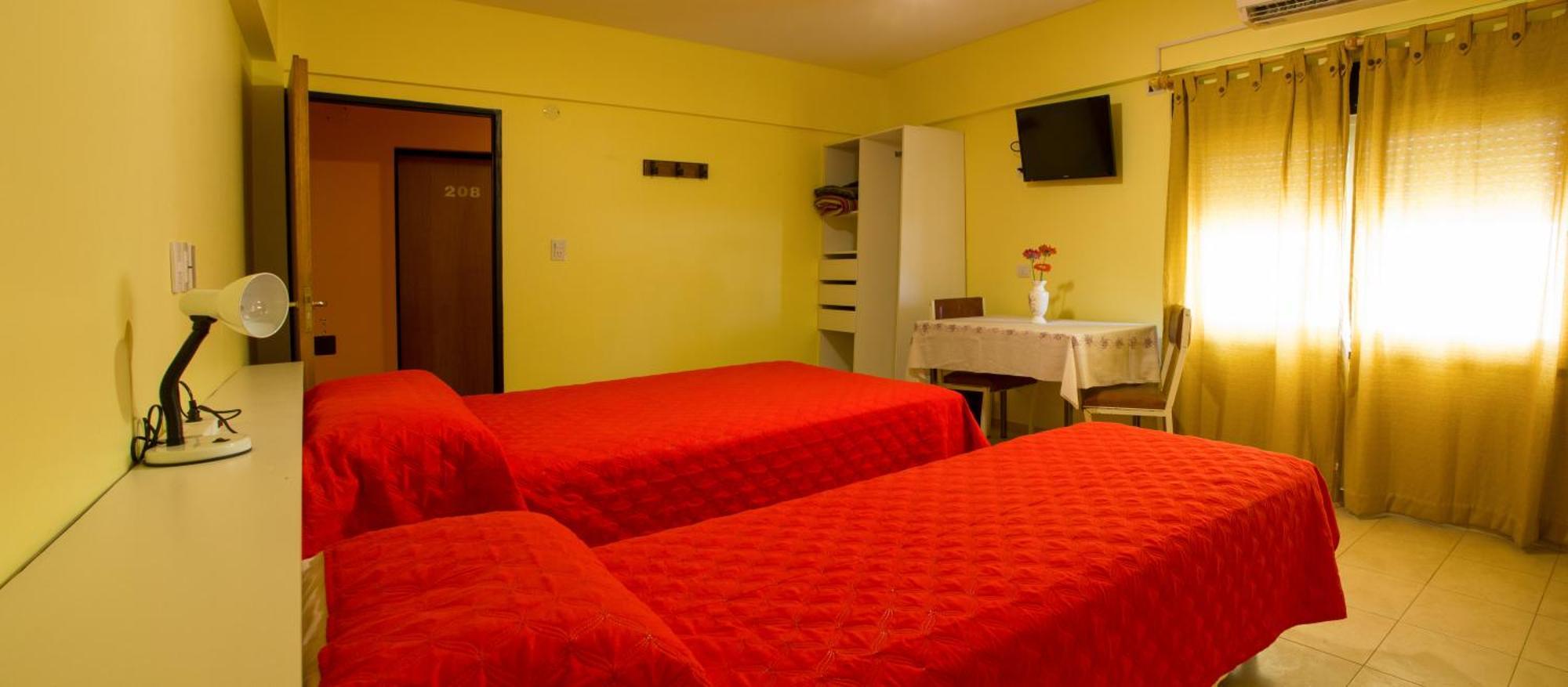 Hotel Bari Capdevila Exterior foto